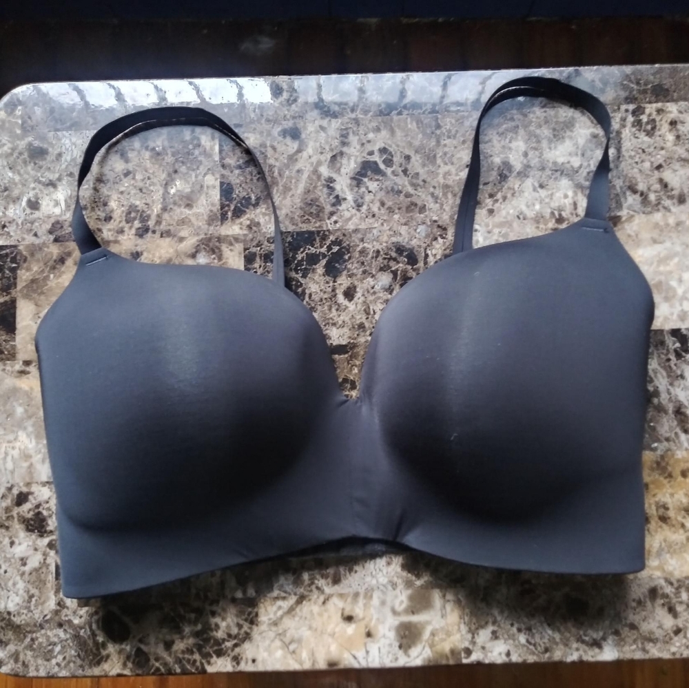 2 Secret treasures bras